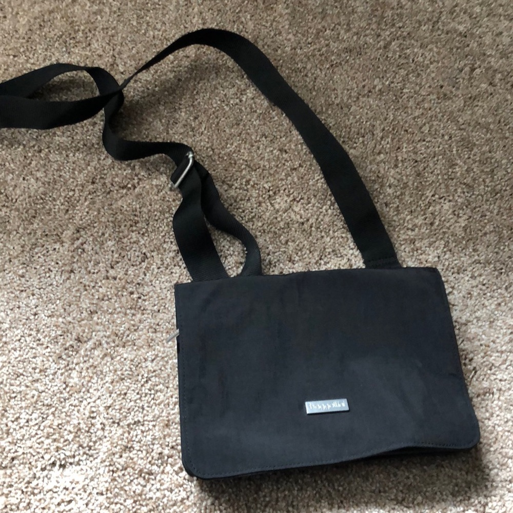 Baggallini purse